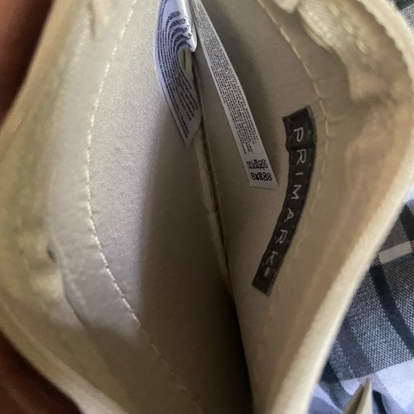 ‘J’ purse - Picture 3 of 3